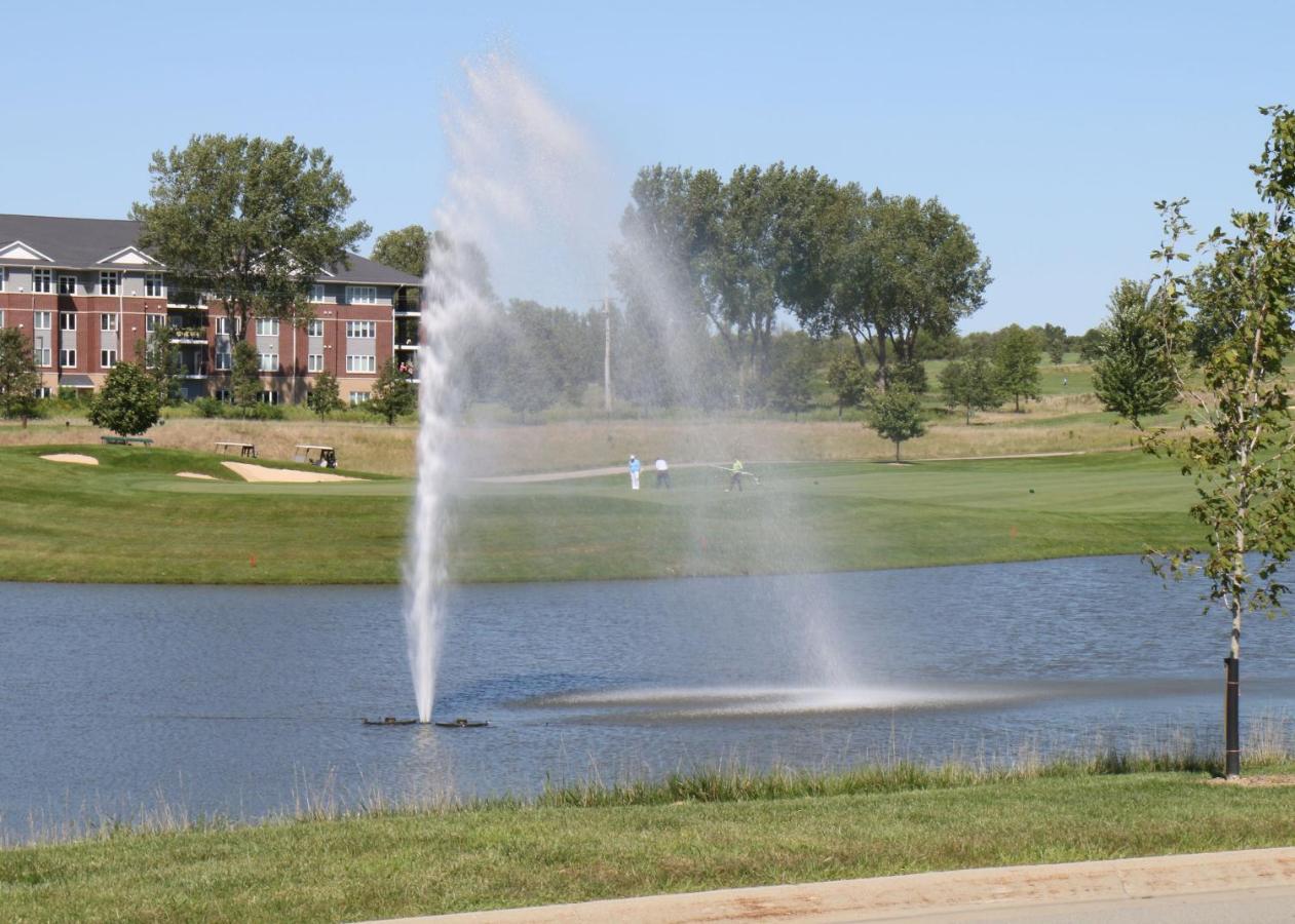 Riverside Casino & Golf Resort Exterior photo